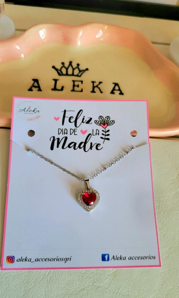 Producto - Collar corazón rojo con micropavé de acero quirúrgico - 4