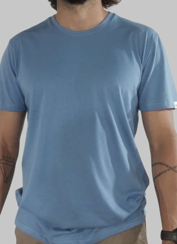 Producto - Remera Basic Aero