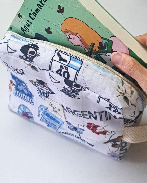 Producto - Neceser Porta Libros Argentina IMPERMEABLE