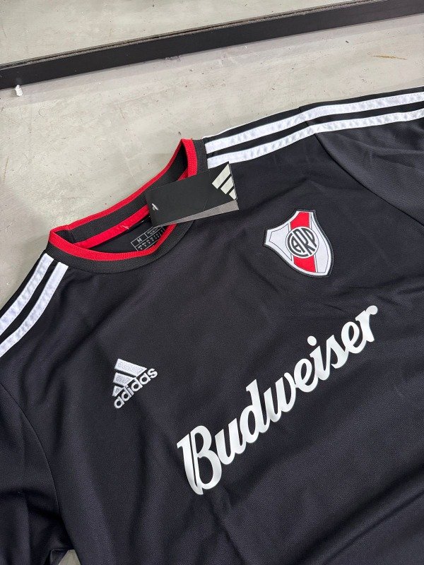 Producto - CAMISETA RIVER RETRO 2004 - 1