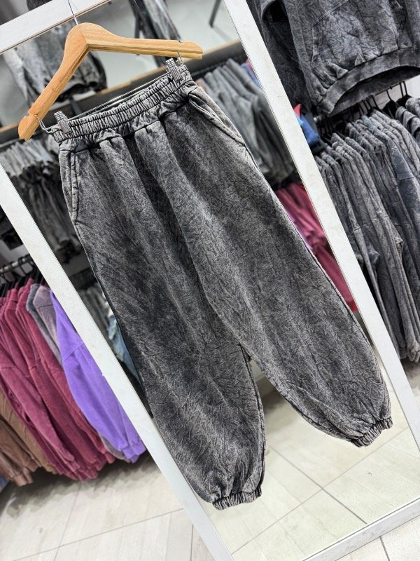 Jogger baggy batik multicolor