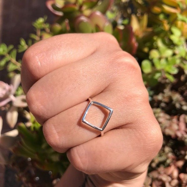 Producto - Anillo Rombo Fino