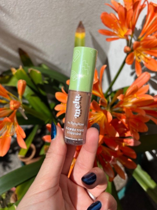 Producto - Corrector - Contorno Liquido