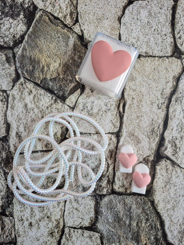 Producto - Funda cargador 20W corazón rosa