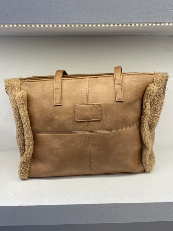 Producto - TOTE con corderito suela