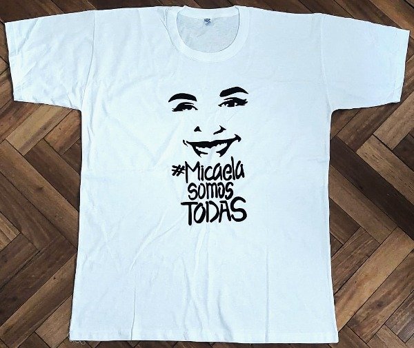Producto - Remera Algodón Blanca "#Micaela Somos Todas"