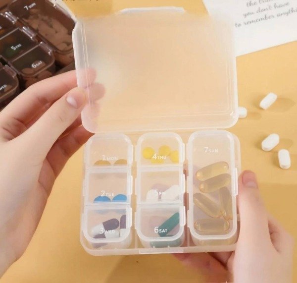 Producto - PASTILLERO TRANSPARENTE