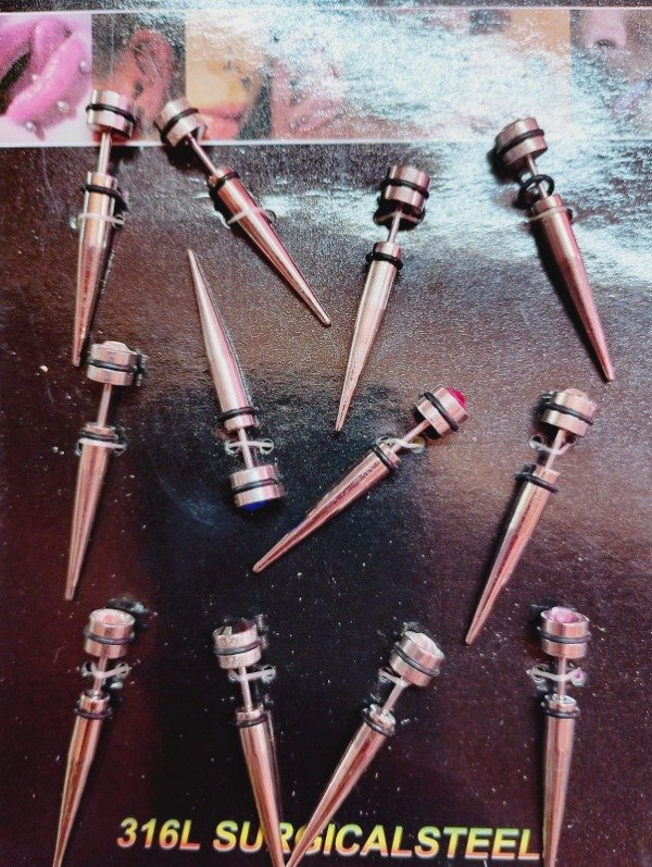 Producto - Piercing cono metal