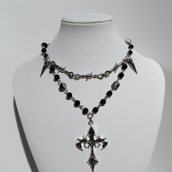 Producto - Collar cruz burning negro