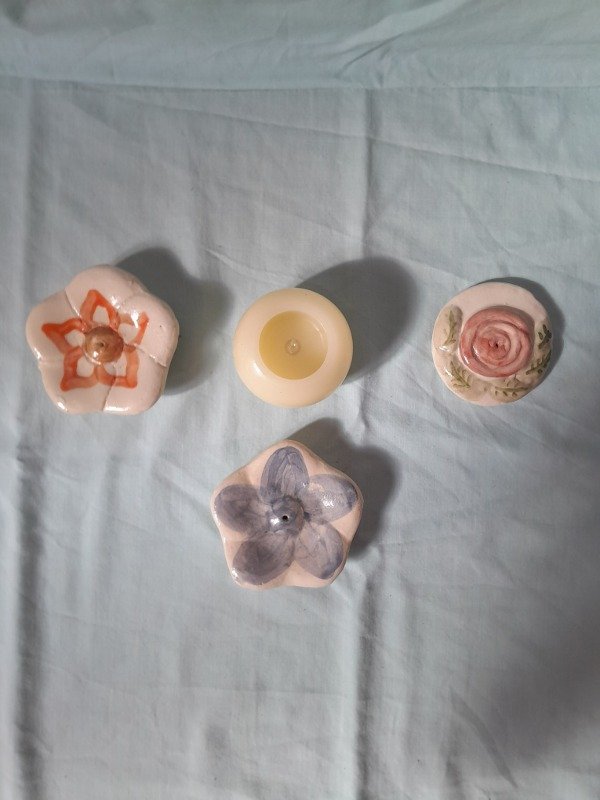 Producto - Porta sahumerios de porcelana