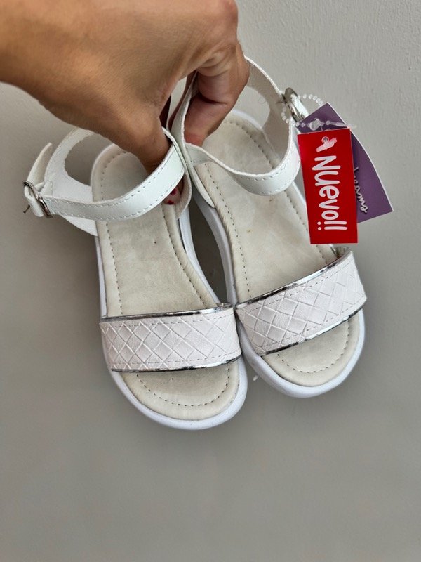 Producto - Sandalias talle 26 NUEVAS EN CAJA Gm81