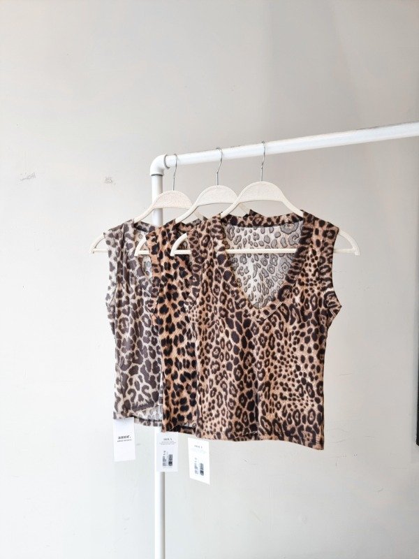 Producto - MUSCULOSA PRINT