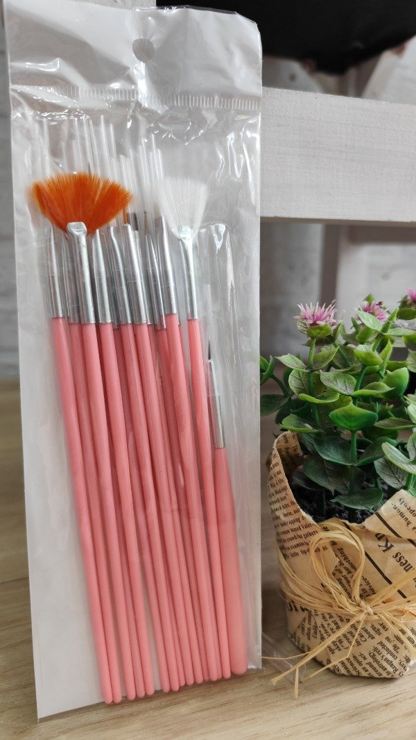 Producto - Ser de 15 pinceles para nail art