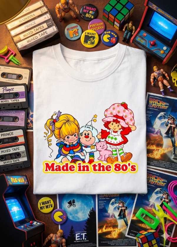 Producto - Remera Mujer Rainbow y Frutillitas Made in the 80s