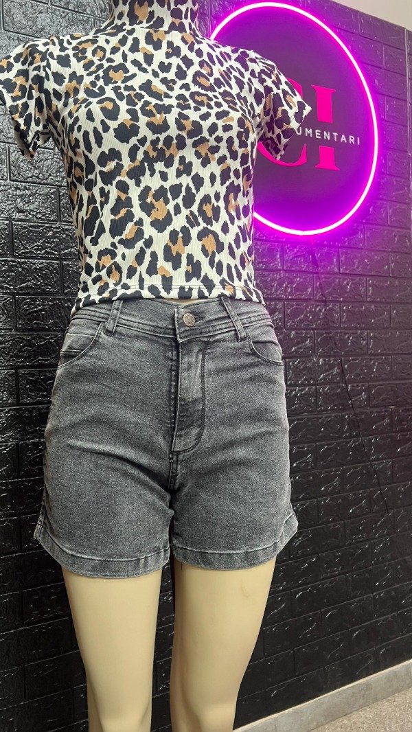 Producto - Short Gris