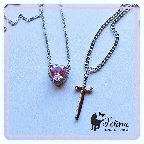 Producto - Collar Corazón y Daga Rosa