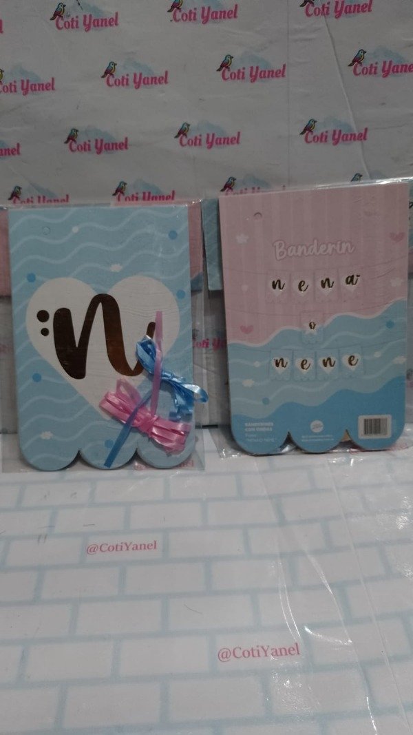 Producto - Banderin Revelacion de genero