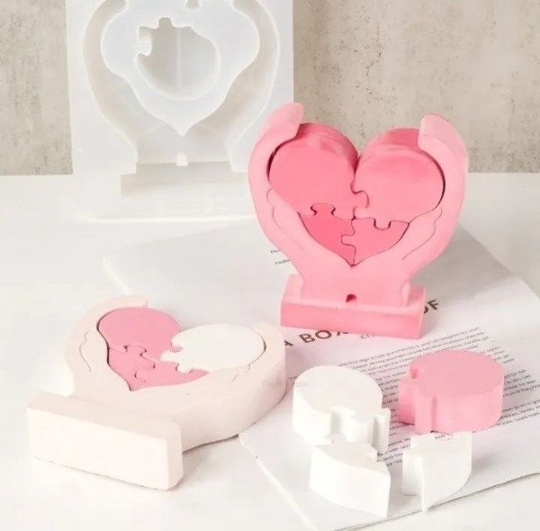 Producto - Molde rompecabezas corazón manos