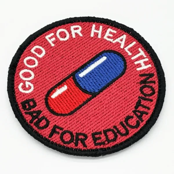 Producto - Parche bordado Good for Health, Bad for Education (Akira) - 1