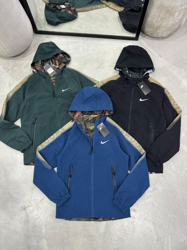 Producto - CAMPERA NIKE ROMPE VIENTO