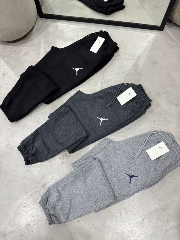 Producto - JOGGING JORDAN BORDADO  HOMBRES