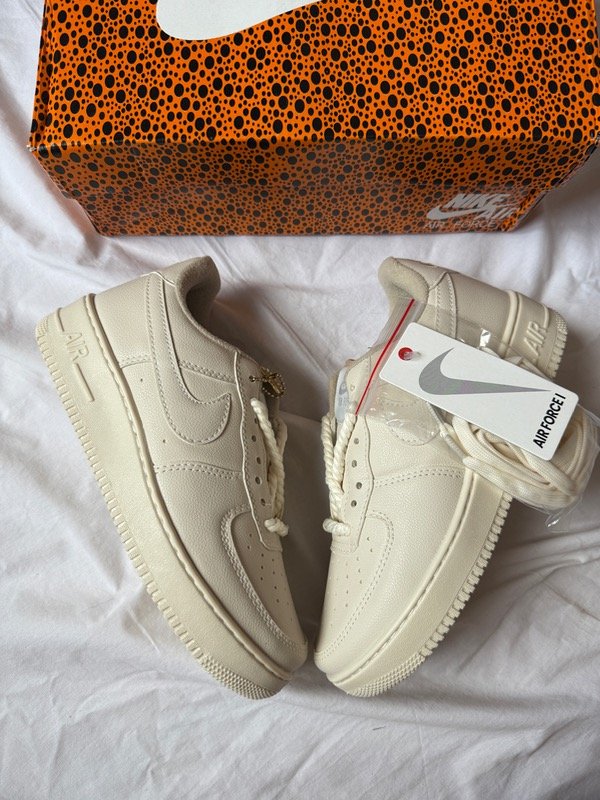 Producto - air force one - crema