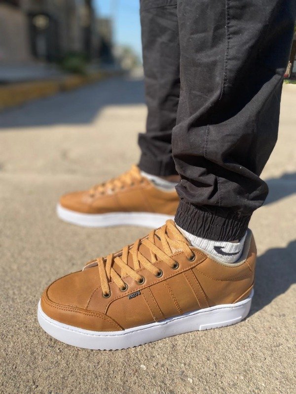 Producto - ZAPATILLAS PALO B