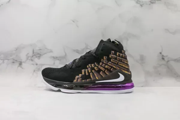 Producto - Nike LeBron 17 Lakers