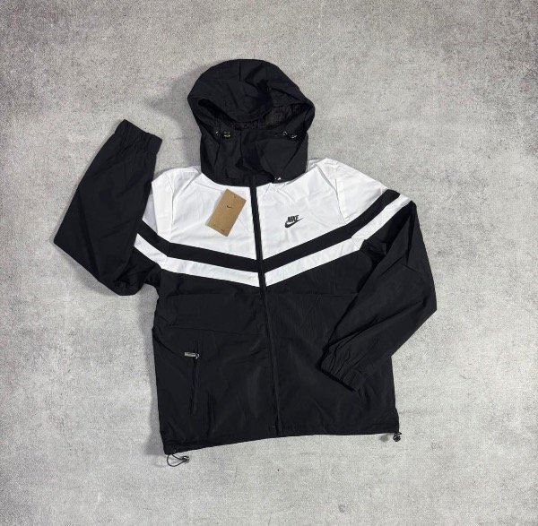 Producto - Rompeviento Jordan o Nike con piel - 1