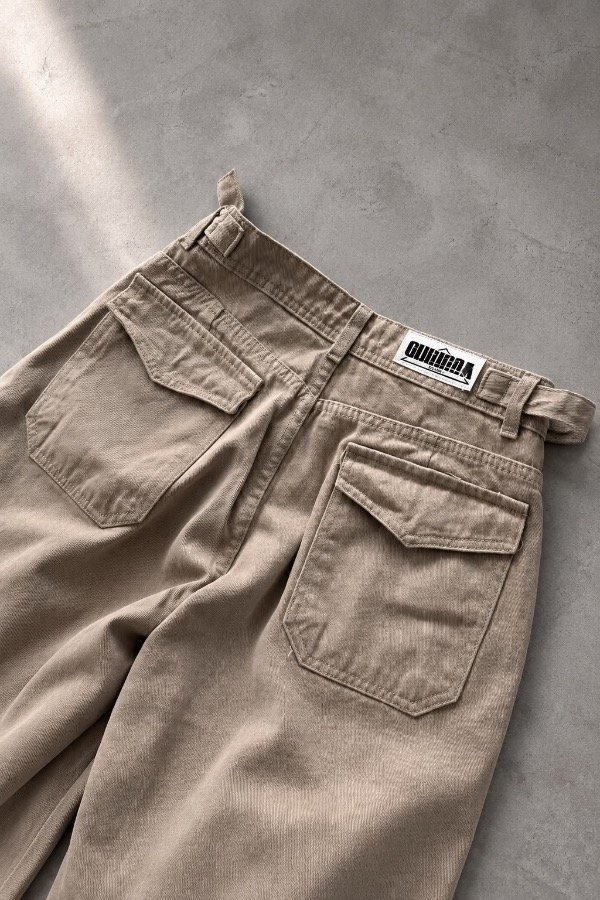 Baggy beige con reguladores rígido tiro medio — imagen 4