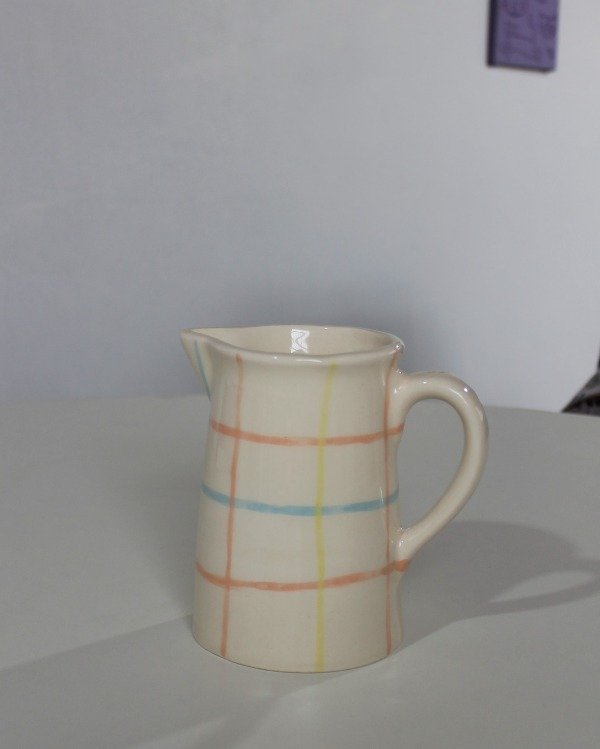 Producto - jarra cuadrillé pastel