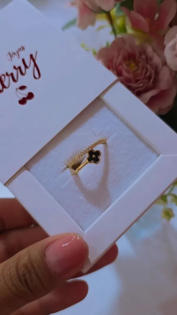 Producto - Anillo flor negra AD