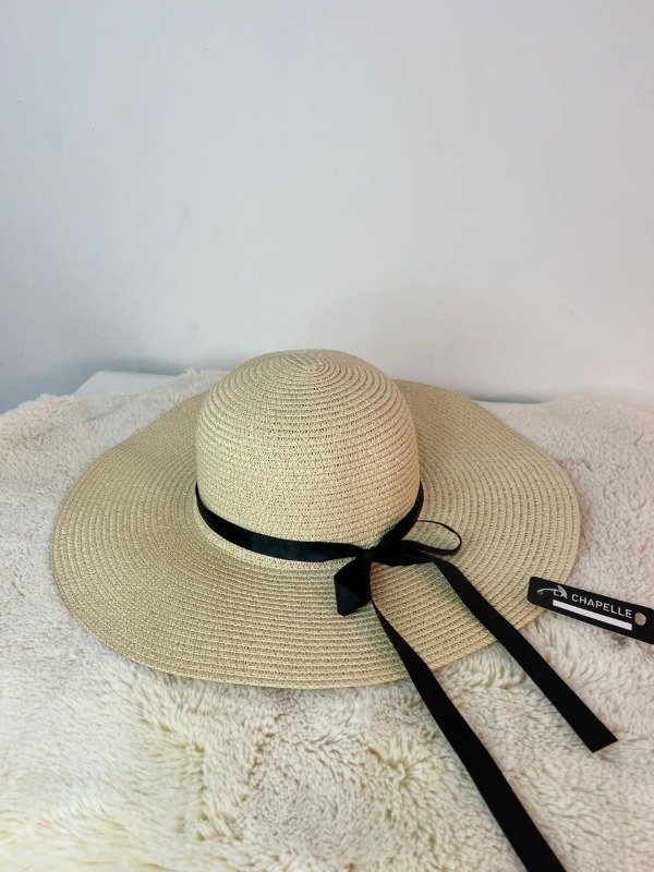 Producto - sombrero natural moño negro