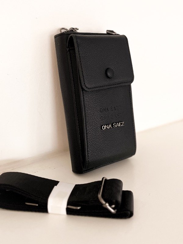 Producto - Portacelular Negro Ona Saez