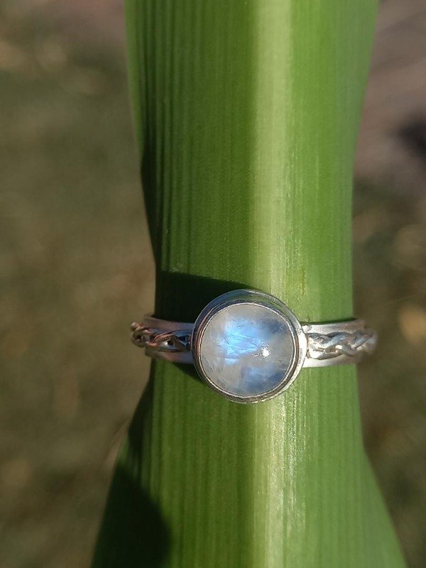 Producto - Anillo Piedra Luna y plata 18,5 mm