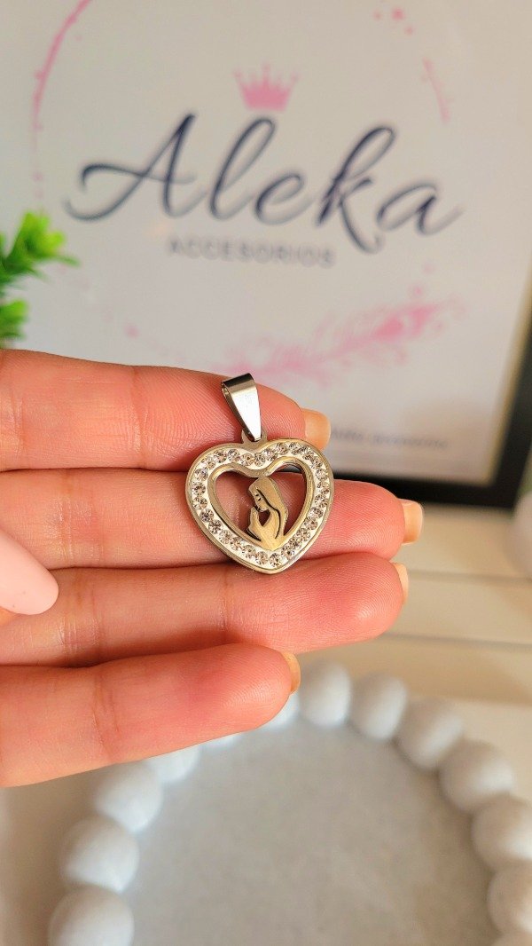 Producto - Dije virgen con strass de acero quirúrgico