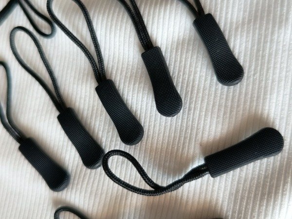 Producto - Tiracierre plastico