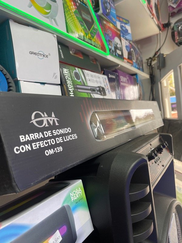 Producto - Barra. De SONIDO. DE 1metro Aprox USB Bluetooh auxiliar EXELENTE SONIDO