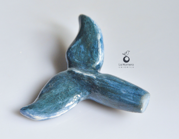 Producto - Pisapapeles y Tapón Cola de Ballena - 1