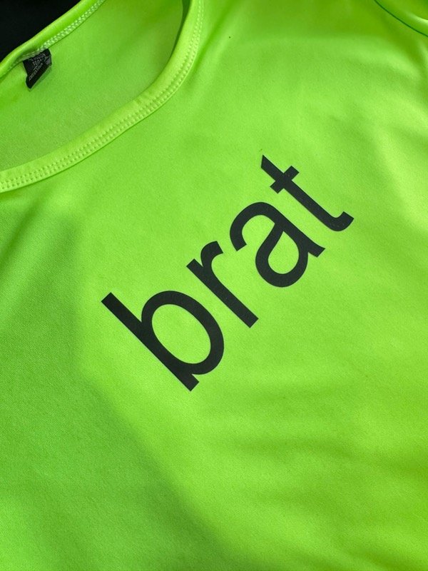 Producto - Remera Brat verde fluor