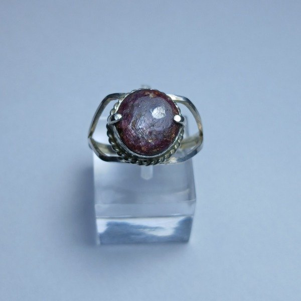 Producto - Anillo Plata 925 con raíz de rubí - Talle 22