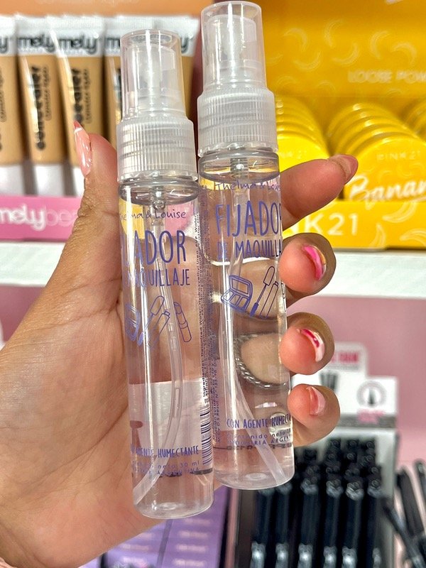 Producto - Fijador de Maquillaje en Spray 30ml - Thelma y Louise