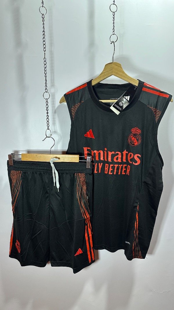 Producto - Conjunto Real Madrid CF Entrenamiento Adidas 2025/2026 Importado