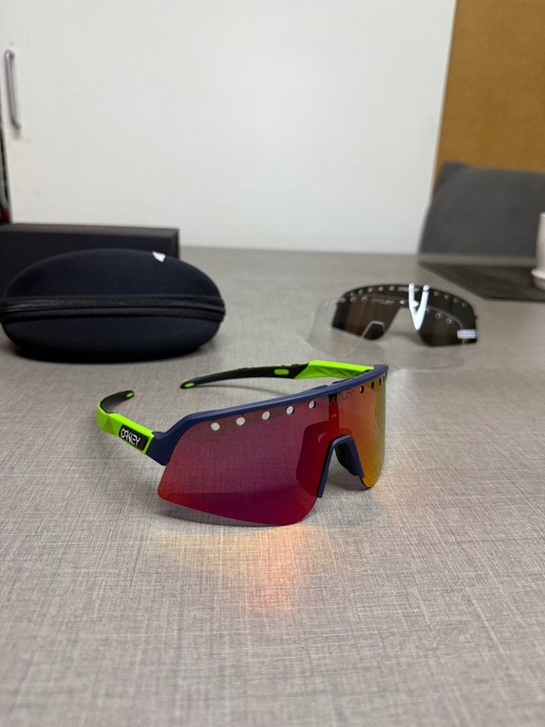 Producto - Oakley Sutro sweep vented Azul Verde