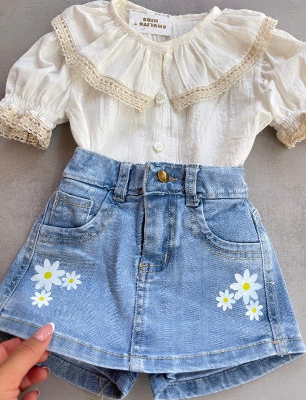 Producto - Short pollera margaritas