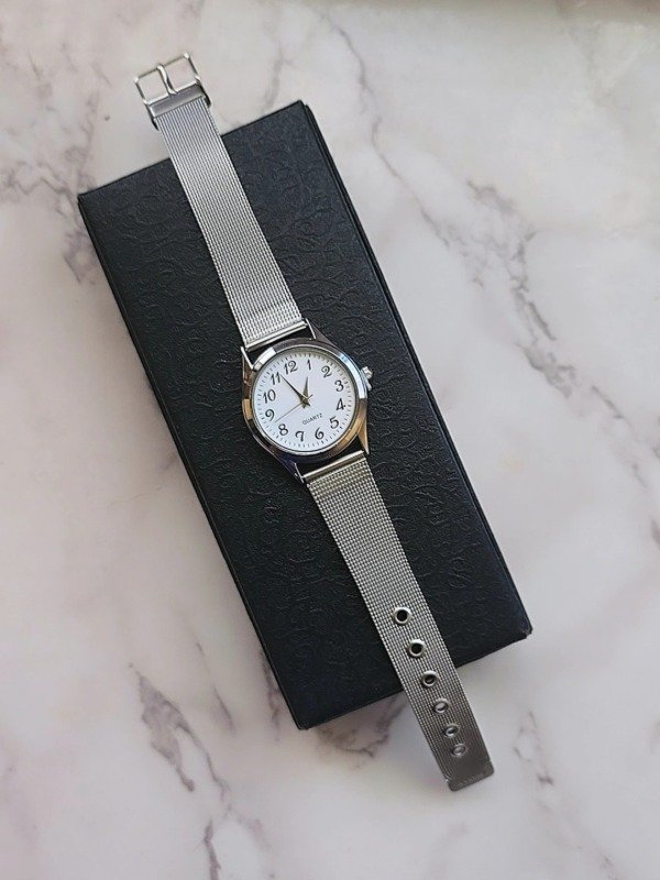 Producto - RELOJ MIKU (Incluye Pulsera) - 2