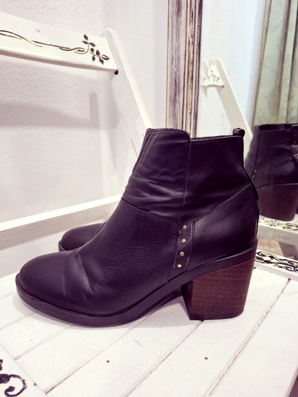 Producto - Botas cuero VIAMO
