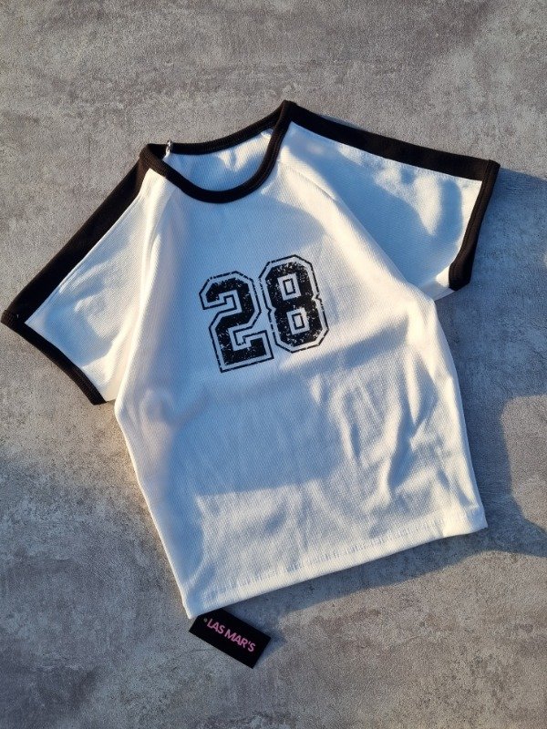 Producto - Remera "28"