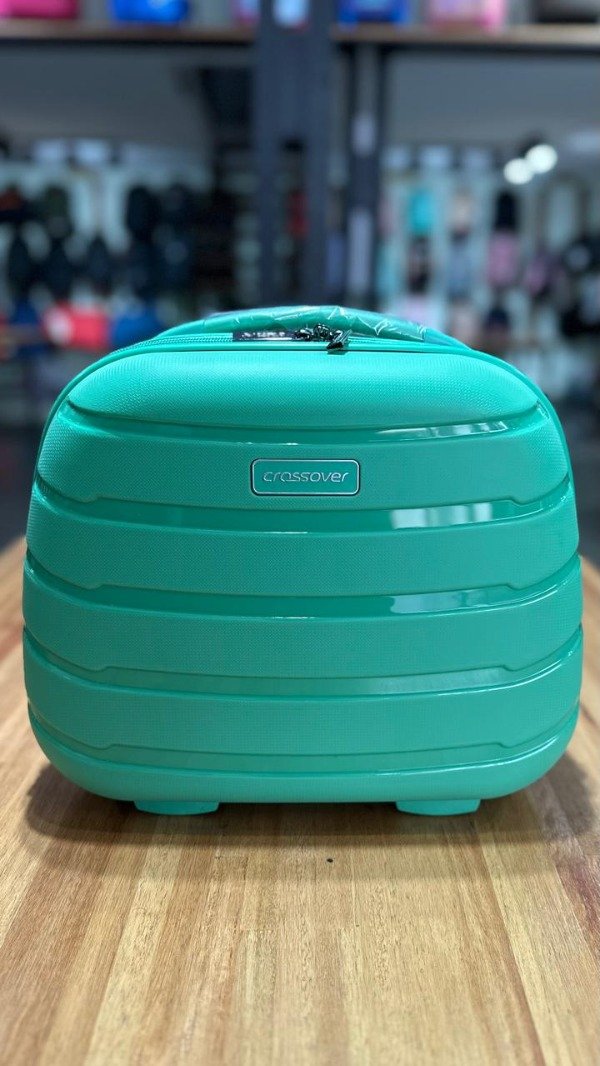 Producto - Necesser Beauty Case Crossover Rigido Livia Verde