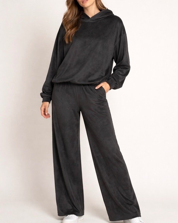 Producto - Conjunto plush negro